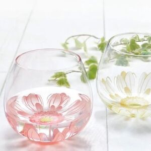 Toyo Sasaki Glass Tumbler Cups Hand Painted Flowers 2 Set 💕